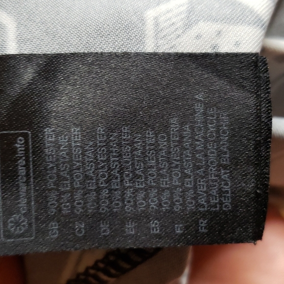 Funky Loud Leopard/Jaguar Pattern leggings by H&M - Picture 11 of 11